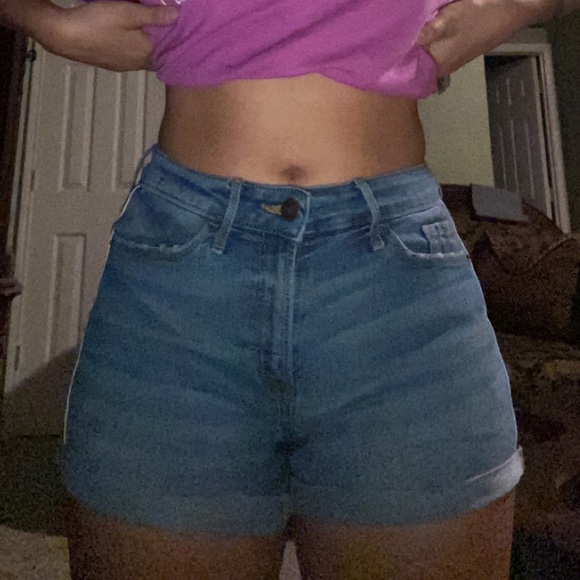 mid ride denim shorts - Picture 3 of 6